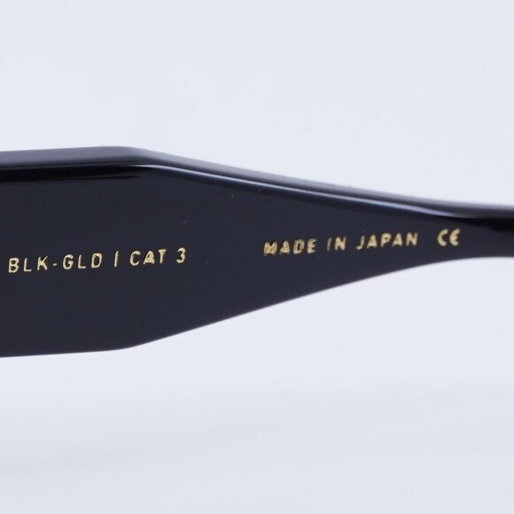 Valentino V-CINQUE VLS-108A Sunglasses Black Rectangle Frame, Rose Lenses - Picture 5 of 10